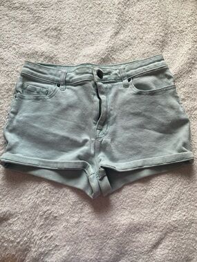 BDG shorts Erin